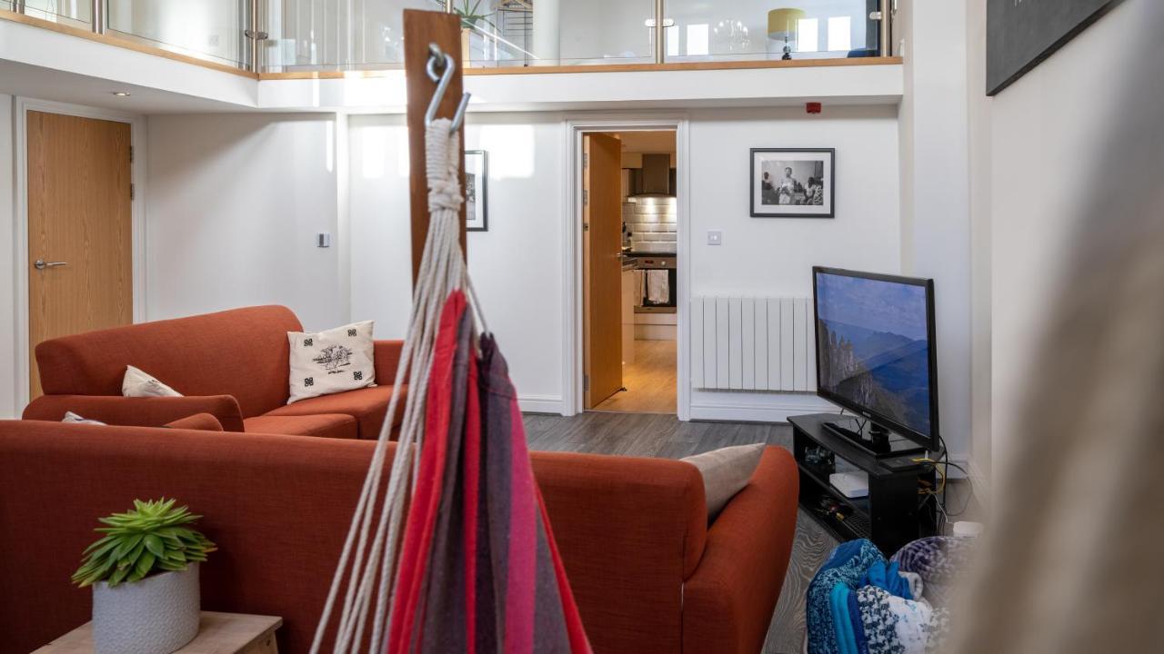 Stunning Mezzanine Apartment Near City Centre Cardiff Exteriör bild